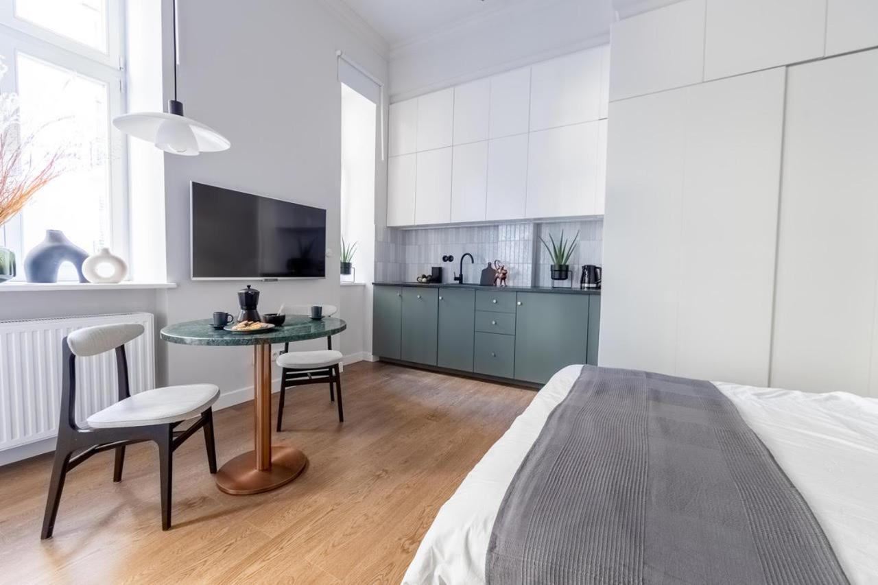 Lion Apartments - Premium Studio Krasków Eksteriør bilde