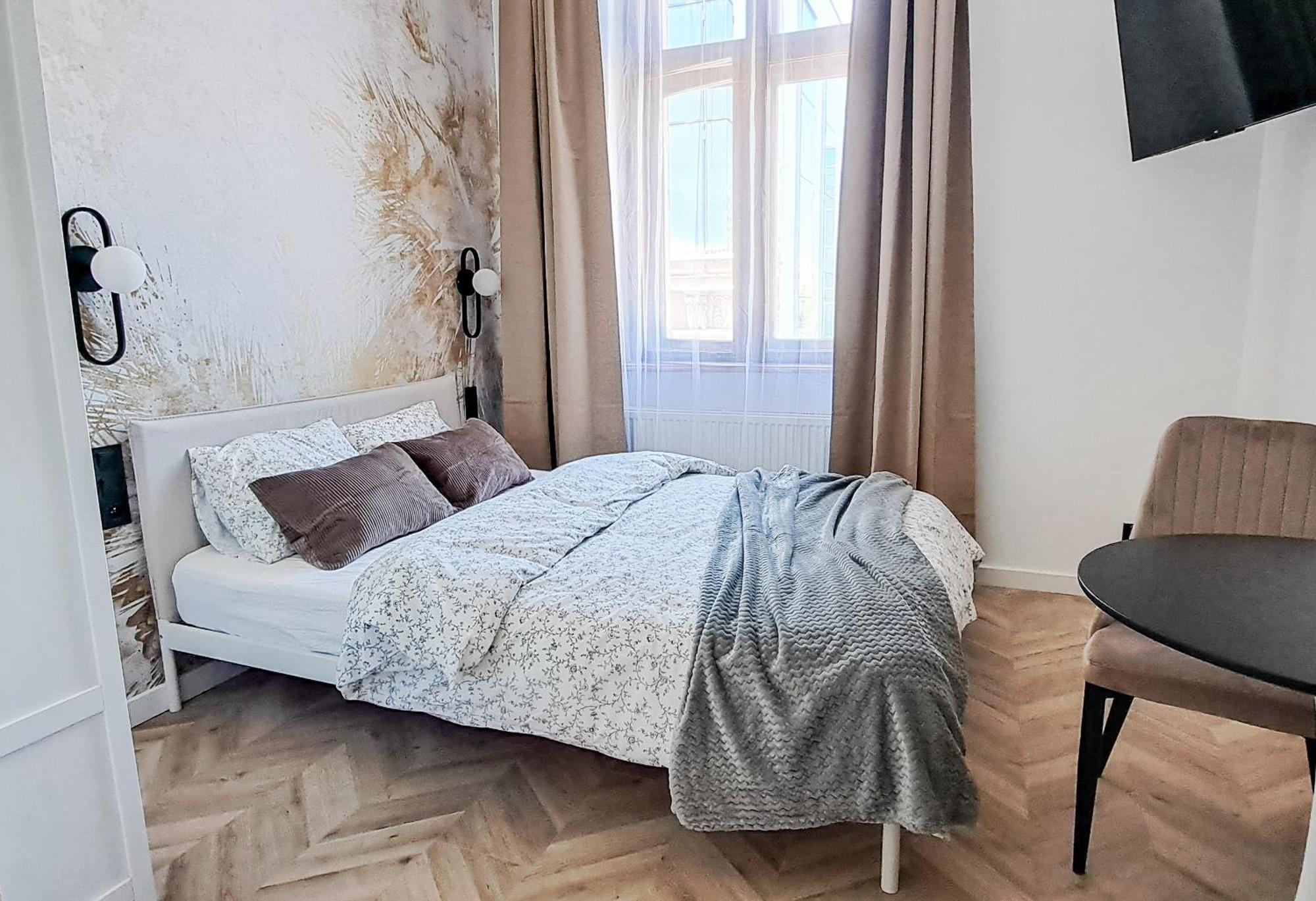 Lion Apartments - Premium Studio Krasków Eksteriør bilde