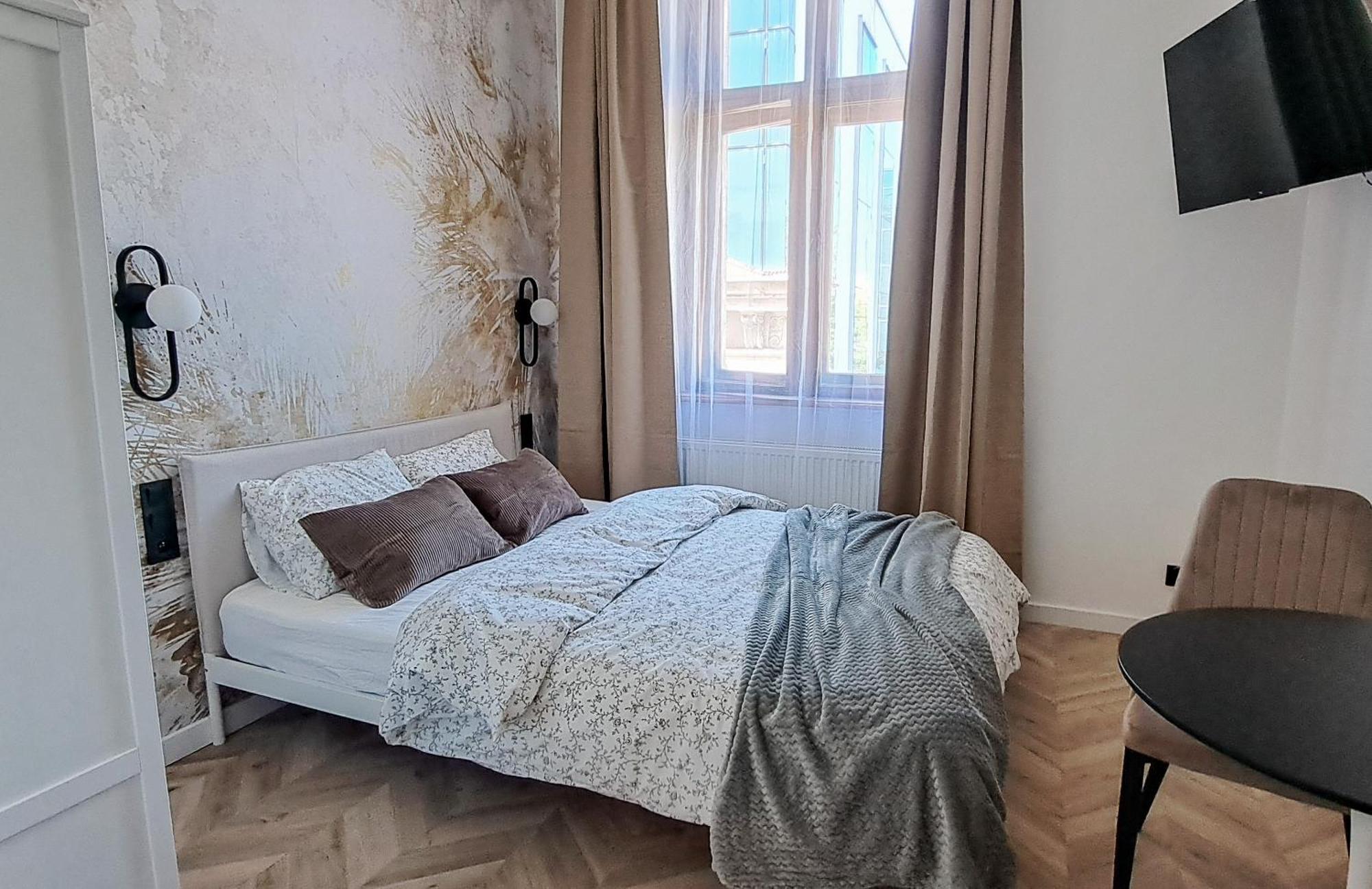 Lion Apartments - Premium Studio Krasków Eksteriør bilde
